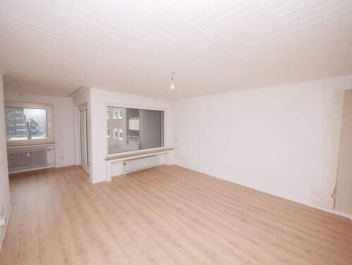 Wohnzimmer - 3 Zimmer Etagenwohnung zur Miete in Gelsenkirchen