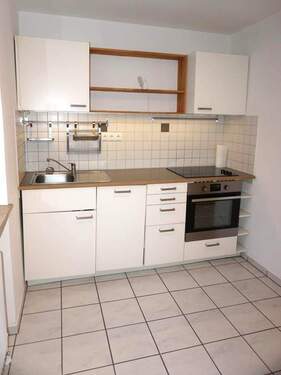 Küche mit EBK - Etagenwohnung mit 63,00 m&sup2; in Spardorf zum Kaufen