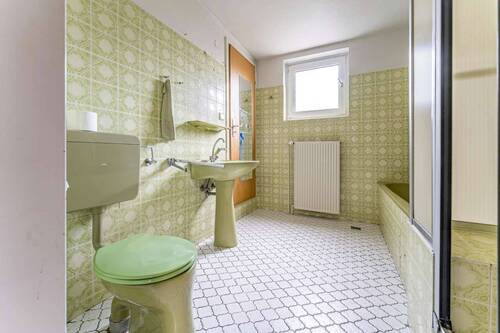 Dusch- und Wannenbad - 4 Zimmer Einfamilienhaus in Horst