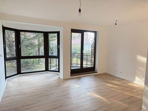 Wohnzimmer - 2 Zimmer Etagenwohnung in Hamburg