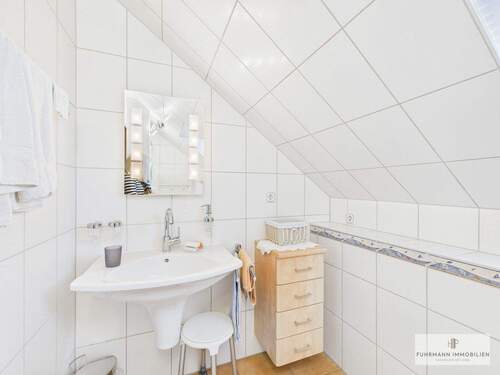 modernisiertes Duschbad - 