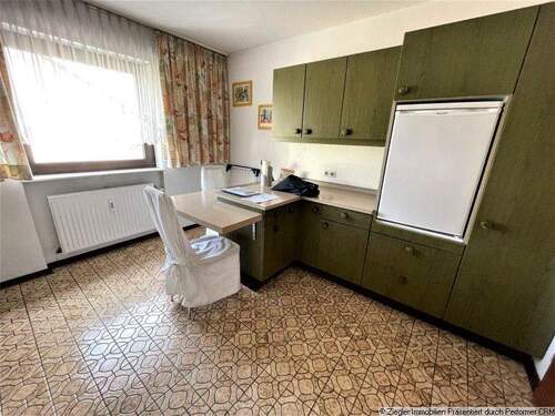 Küche, Ansicht A - 2 Zimmer Etagenwohnung in Schwetzingen