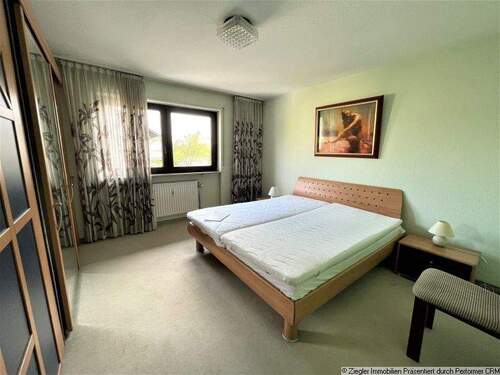 Schlafzimmer - Etagenwohnung mit 68,00 m&sup2; in Schwetzingen zur Miete