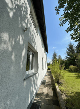 Hausansicht - Mehrfamilienhaus, Wohnhaus in Frankfurt am Main zum Kaufen