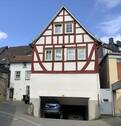 Rückseite des Gebäudensembles - 8 Zimmer Mehrfamilienhaus, Wohnhaus in Wetzlar