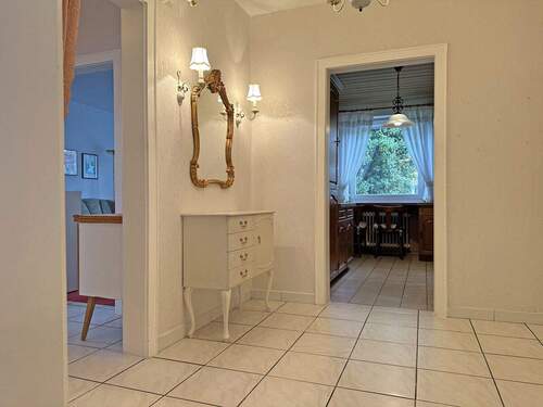 Flur - Etagenwohnung mit 87,00 m&sup2; in Hamburg zum Kaufen