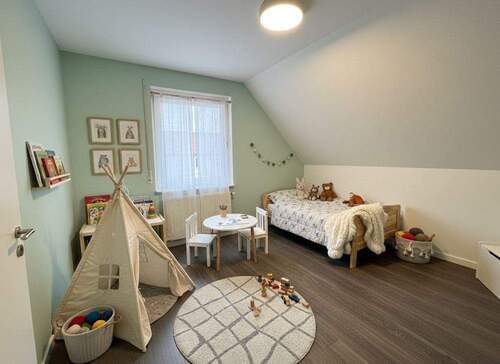 Dachgeschoss Kinderzimmer 1 - virtueller Einrichtu - 