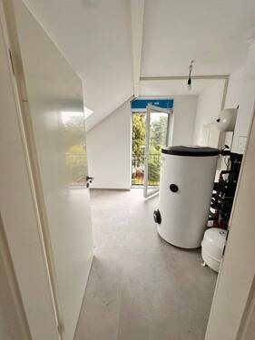 Abstellraum mit Haustechnik - 