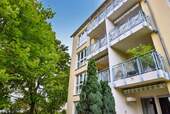 Außenansicht - Helle 3-Zimmer-Wohnung mit Balkon und Tiefgaragenstellplatz in Langen
