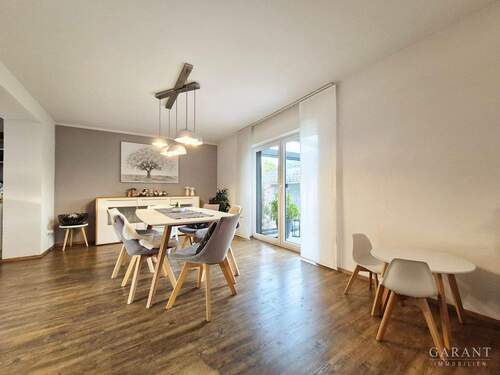 Esszimmer 2 - 5 Zimmer Doppelhaushälfte in Bad Friedrichshall