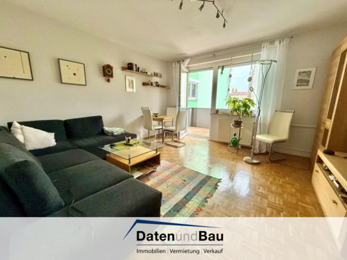 Wohnzimmer.png - r e s e r v i e r t ! Vermietete 2 Zi-Whg. mit Balkon in St. Johannis