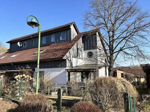 Bild 2 - 5 Zimmer Doppelhaushälfte zum Kaufen in Stolzenau