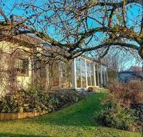 Flexibel nutzbares Zweifamilienhaus gepflegt mit schönem Garten - Böhmenkirch-Steinenkirch