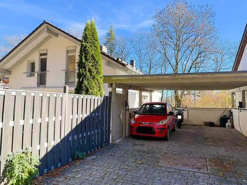Carport mit Ladestation - 