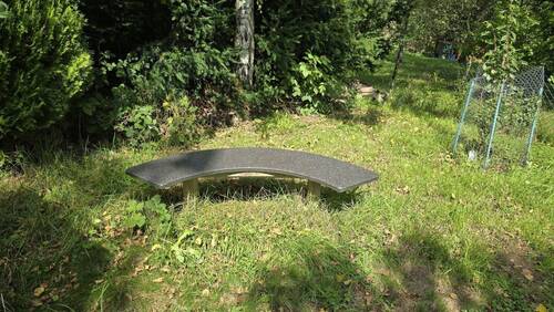 Sitzbank aus wetterfestem Stein - 