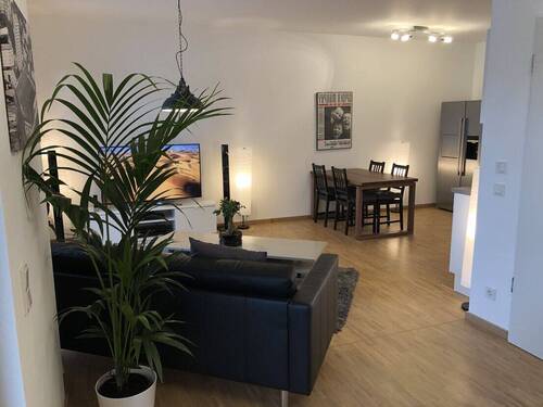 ec797db1-e744-45cd-80ad-b1cad432.jpg - 