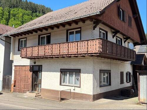 Außen - Mitten drin, statt nur dabei - 135.000,00&nbsp;EUR Kaufpreis, ca.&nbsp; 200,00&nbsp;m&sup2;&nbsp;Wohnfl&auml;che
