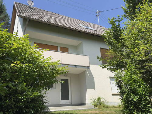 Bild 1 - Charmantes Haus (Privatverkauf) mit großem Garten - Ihr neues Zuhause wartet!