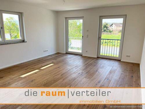 Muster Wohnzimmer - 1 Zimmer Etagenwohnung in Bruckmühl