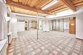Blick vom Hauptraum auf alle 3 Besprechungsräume - Büro in Rückersdorf