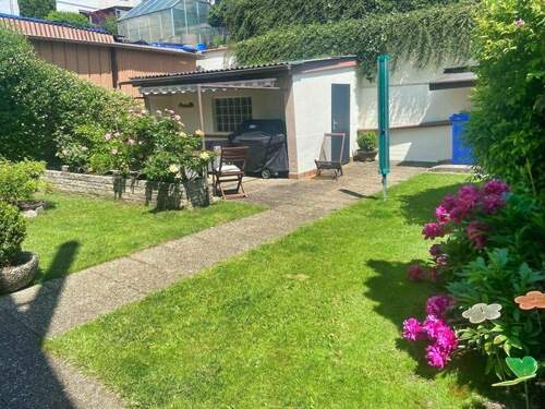 Garten mit Terrasse - 6 Zimmer Einfamilienhaus in Albstadt