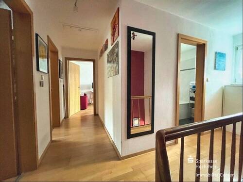 Blick vom Treppenaufgang - Reihenendhaus mit 100,80 m&sup2; in Waldshut-Tiengen zum Kaufen