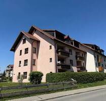 Sehr gepflegte 3,5 Zimmer-Wohnung mit Balkon in Isny - Wohngebiet