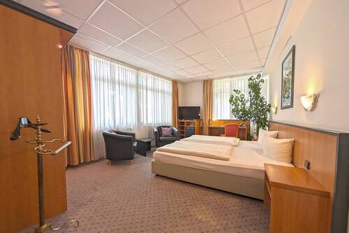 Beispiel Hotelzimmer - Büro in Birkenwerder zum Kaufen