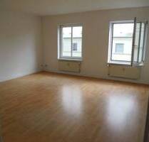 Wohnung mit Laminat und Duschbad - Mitten in der Stadt - Schwerin Paulsstadt