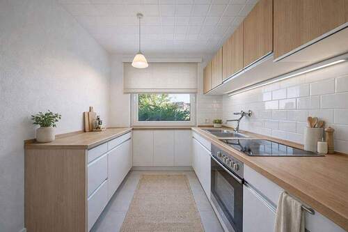 200-8757_EG_Küche_renoviert_gestaged - 