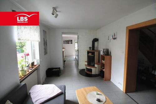 Wohnzimmer - Einfamilienhaus mit 235,00 m&sup2; in Siegen zum Kaufen