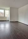 Wohnzimmer - 2 Zimmer Etagenwohnung zur Miete in Saalfeld
