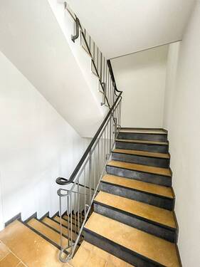 4 - Mehrfamilienhaus, Wohnhaus mit 128,00 m&sup2; in Baesweiler zum Kaufen