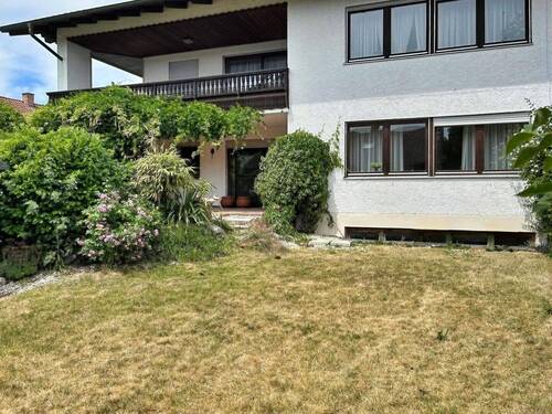 Titelfoto - Große Gartenwohnung in Dornwang Nähe Dingolfing