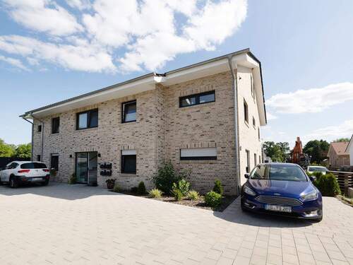 Vorderansicht - 5 Zimmer Etagenwohnung zum Kaufen in Ostercappeln