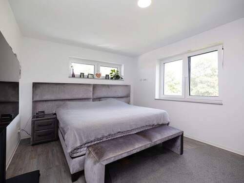 Elternschlafzimmer (I. OG) - 