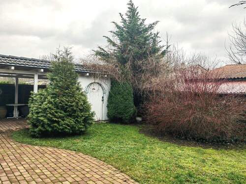 Carport und Gerätehaus - 