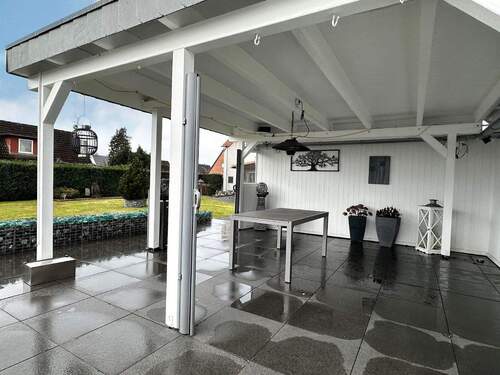  Überdachte Terrasse - 