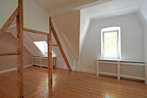 Wohnbereich - Etagenwohnung mit 148,00 m&sup2; in Essen zum Kaufen