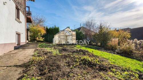 Garten 1 - Einfamilienhaus mit 140,00 m&sup2; in Bad Urach zum Kaufen