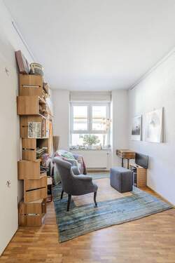 Garderobe / Leseecke - Etagenwohnung mit 120,00 m&sup2; in Stuttgart zum Kaufen