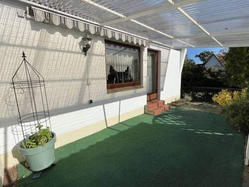 Seite Haus rechts - 
