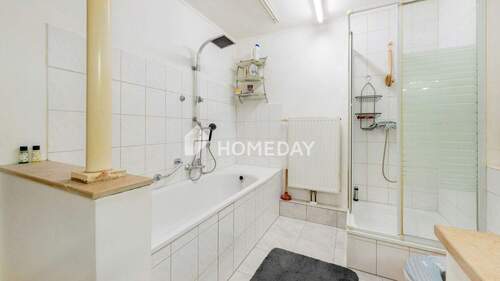 1. OG Badezimmer 2 - 