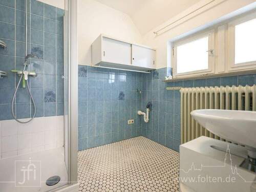  Duschbad im Erdgeschoss - Mehrfamilienhaus, Wohnhaus mit 173,00 m&sup2; in Leer (Ostfriesland) zum Kaufen