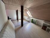 Kinderzimmer DG. - 