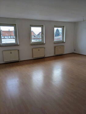 Wohnzimmer - Etagenwohnung mit 91,00 m² in Wegeleben zur Miete