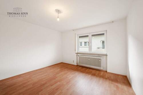 OG: Zimmer 3 - 