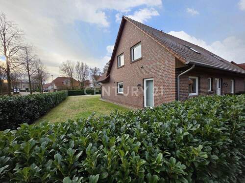 Ansicht - 8 Zimmer Mehrfamilienhaus, Wohnhaus in Diepholz