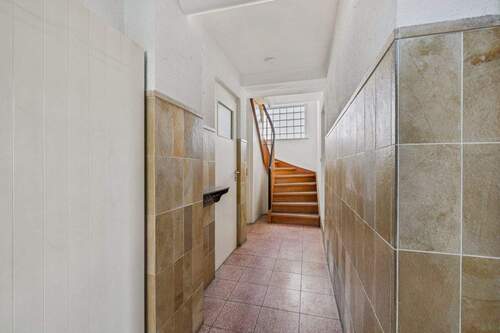 Eingangsbereich - 4 Zimmer Einfamilienhaus in Stuttgart