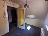 Zimmer im Dachgeschoss - 